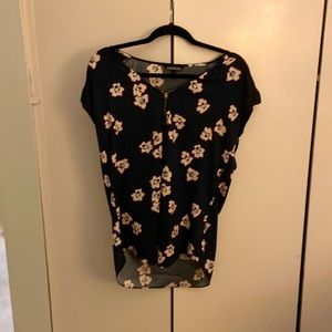 Express blouse size medium. Navy blue with flowers.
